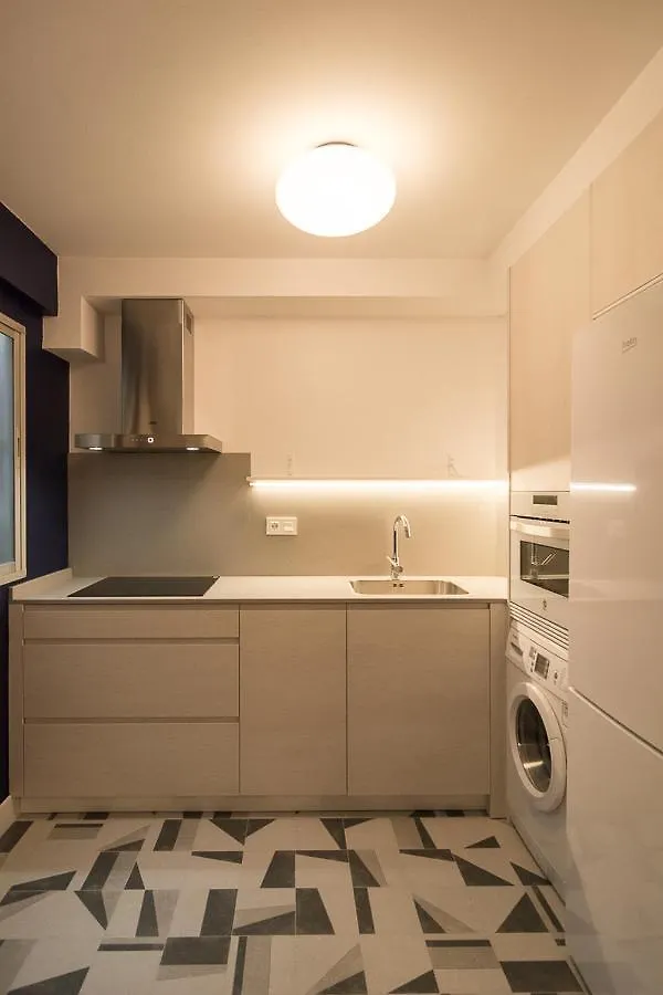 Nahima Parking Free Apartment San Sebastian